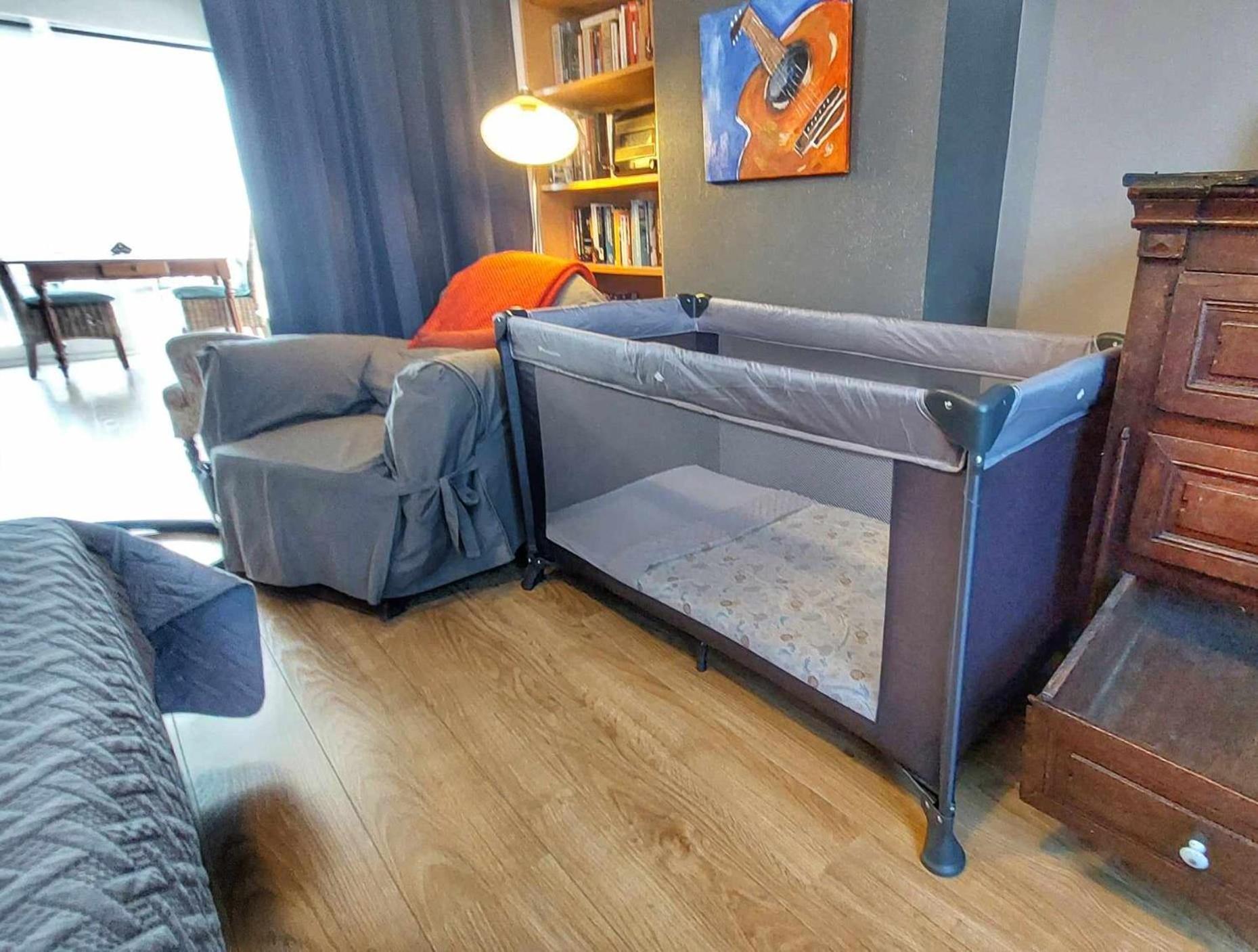 The White Door Apartment Aalst Bagian luar foto